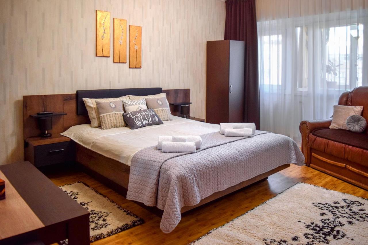 Central Park Apartment Turda Eksteriør billede